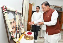 मुख्यमंत्री विष्णुदेव साय ने राष्ट्रपिता महात्मा गांधी और पूर्व प्रधानमंत्री लाल बहादुर शास्त्री को उनकी जयंती पर किया नमन….