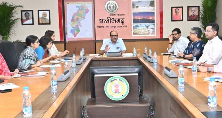 मुख्यमंत्री के निर्देशों पर त्वरित अमल सुनिश्चित करें: मुख्य सचिव विकास शील…. मुख्यमंत्री के निर्देशों पर त्वरित अमल सुनिश्चित करें: मुख्य सचिव विकास शील….
