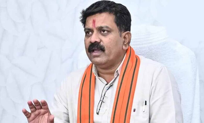 गृहमंत्री विजय शर्मा का बड़ा बयान – पीएम मोदी दिलाएंगे लाखों परिवारों को घर, कांग्रेस पर साधा तंज ‘इटली से चलने वाली पार्टी’