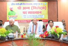स्वस्थ रहने के लिए दैनिक आहार में अन्न शामिल करें: डॉ. खादर वली…..