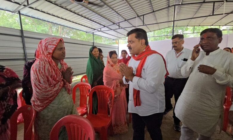 प्रदेश में पहली बार दीपावली पर उपमुख्यमंत्री विजय शर्मा ने किया  स्वच्छता दीदियों व कमांडो के साथ जलपान एवं स्नेहिल सम्मान….