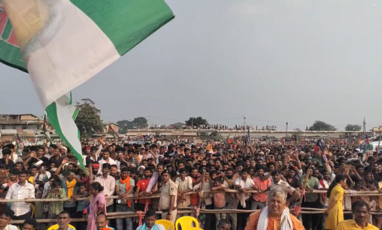 बेगूसराय:साहेबपुर कमाल में चिराग पासवान ने जनसभा को किया संबोधन बेगूसराय:साहेबपुर कमाल में चिराग पासवान ने जनसभा को किया संबोधन