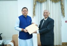 राज्य सरकार द्वारा गठित एकल सदस्यीय जांच आयोग ने आज मुख्यमंत्री पुष्कर सिंह धामी से भेंट कर अंतरिम रिपोर्ट प्रस्तुत की