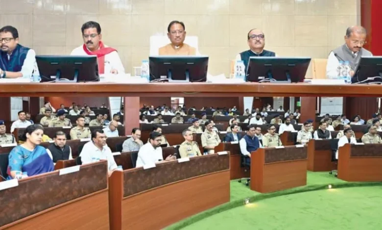 सीएम साय ने की प्रदेश में कानून व्यवस्था की समीक्षा, कलेक्टर-एसपी कॉन्फ्रेंस में बोले- महिला संबंधी अपराधों में करें तत्परता से कार्रवाई…..
