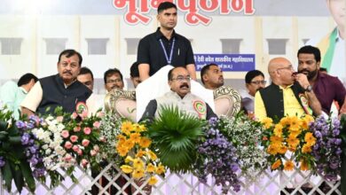 उप मुख्यमंत्री अरुण साव द्वारा कुम्हारी को 16 करोड़ के विकास कार्यों की सौगातें: महाविद्यालय भवन के बाउण्ड्रीवॉल के लिए 30 लाख देने की घोषणा की…. उप मुख्यमंत्री अरुण साव द्वारा कुम्हारी को 16 करोड़ के विकास कार्यों की सौगातें: महाविद्यालय भवन के बाउण्ड्रीवॉल के लिए 30 लाख देने की घोषणा की….