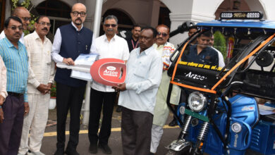 राज्यपाल श्री डेका ने सरस्वती शिक्षा संस्थान को प्रदान किए चार ई-रिक्शे….