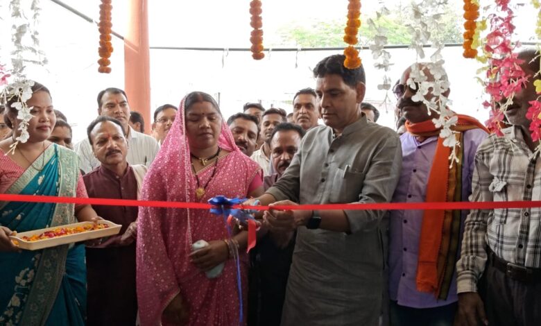 जनता की दहलीज़ पर राजस्व-सेवा : सुहेला में नए तहसील भवन का लोकार्पण, ग्रामीणों को मिले विकास के उपहार- राजस्व मंत्री वर्मा…. जनता की दहलीज़ पर राजस्व-सेवा : सुहेला में नए तहसील भवन का लोकार्पण, ग्रामीणों को मिले विकास के उपहार- राजस्व मंत्री वर्मा….