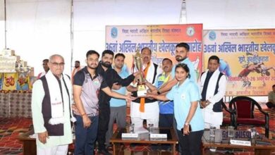 खिलाड़ी भारतीय खेलों को बढ़ावा दें : मंत्री काश्यप खिलाड़ी भारतीय खेलों को बढ़ावा दें : मंत्री काश्यप