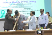 विश्व मानसिक स्वास्थ्य दिवस पर लखनऊ विश्वविद्यालय में संगोष्ठी