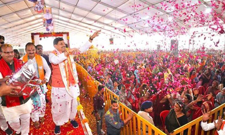 चाहे जितनी जल्दी हो, सड़क सुरक्षा नियमों का पालन अवश्य करें : मुख्यमंत्री डॉ. यादव