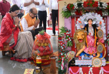 राज्यपाल डेका ने महाकालीबाड़ी विश्वनाथ मंदिर में सपत्निक की पूजा-अर्चना…