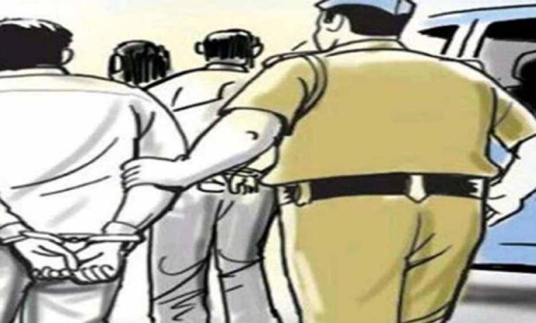 भोपाल- दिल्ली से गिरफ्तार हुए 2 आतंकी, ISI से जुड़े होने का हुआ खुलासा — फिदायीन प्लान क्या था? भोपाल- दिल्ली से गिरफ्तार हुए 2 आतंकी, ISI से जुड़े होने का हुआ खुलासा — फिदायीन प्लान क्या था?
