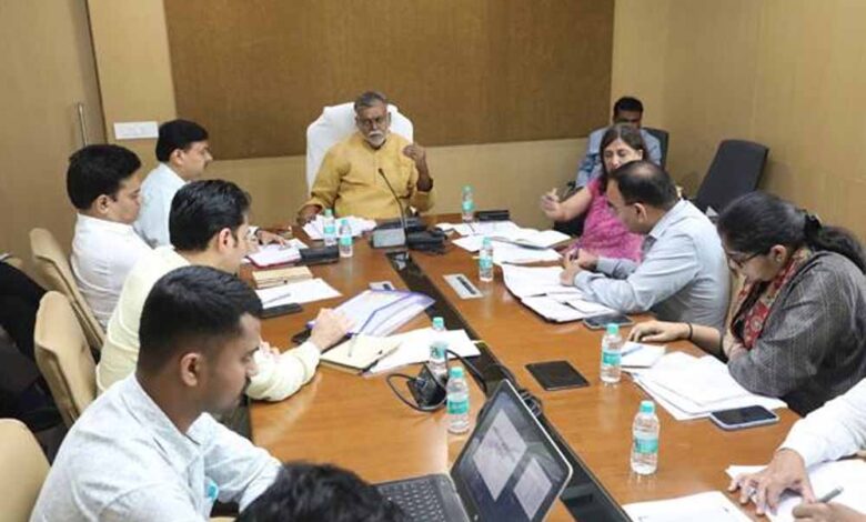 श्मशानों का नया रूप: 2026 तक अतिक्रमण मुक्त, फेंसिंग और हरियाली से होगा सजाया – प्रहलाद सिंह पटेल श्मशानों का नया रूप: 2026 तक अतिक्रमण मुक्त, फेंसिंग और हरियाली से होगा सजाया – प्रहलाद सिंह पटेल
