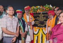 उदयपुर में 2 करोड़ 25 लाख रूपये की लागत की डेकोरेटिव पोल व स्ट्रीट लाइटिंग का यूडीएच मंत्री श्री खर्रा के कर कमलों द्वारा लोकार्पण