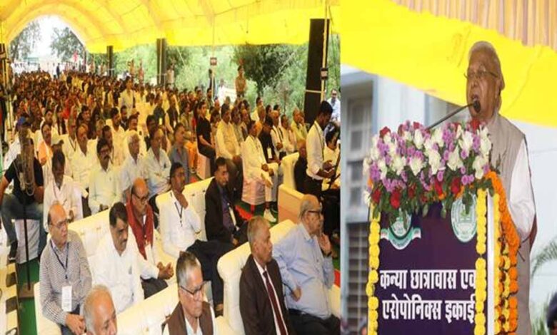 खेती की जैविक पद्धतियों को अपनाएँ : राज्यपाल पटेल खेती की जैविक पद्धतियों को अपनाएँ : राज्यपाल पटेल