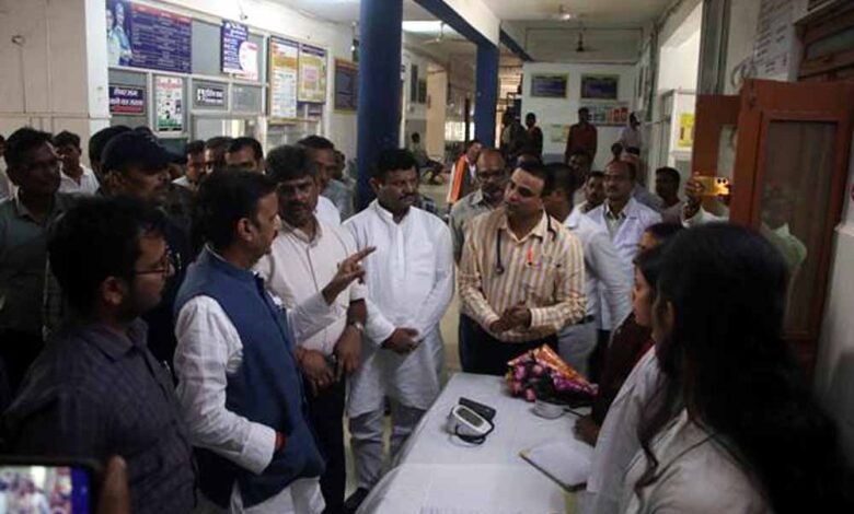 उप मुख्यमंत्री ने किया मझगवां सामुदायिक स्वास्थ्य केन्द्र का औचक निरीक्षण उप मुख्यमंत्री ने किया मझगवां सामुदायिक स्वास्थ्य केन्द्र का औचक निरीक्षण
