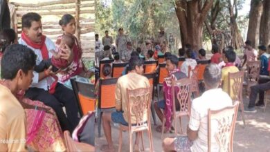 हिड़मा के गांव पहुंचे डिप्टी सीएम विजय शर्मा, बोले – अंतिम व्यक्ति तक विकास पहुंचाना सरकार की प्राथमिकता हिड़मा के गांव पहुंचे डिप्टी सीएम विजय शर्मा, बोले – अंतिम व्यक्ति तक विकास पहुंचाना सरकार की प्राथमिकता