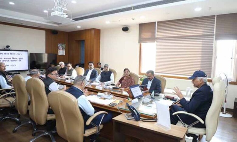 स्थानीय जनजातीय समुदाय का सशक्तिकरण हो लक्ष्य : मुख्य सचिव जैन