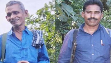 नक्सल प्रभावित क्षेत्र में बड़ी सफलता: दो शीर्ष कमांडरों सहित 8 माओवादी आत्मसमर्पण नक्सल प्रभावित क्षेत्र में बड़ी सफलता: दो शीर्ष कमांडरों सहित 8 माओवादी आत्मसमर्पण