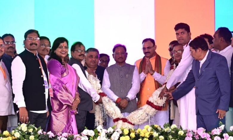 रायपुर : कल्चुरी कलार समाज के सम्मेलन में शामिल हुए मुख्यमंत्री