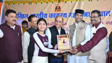 भोपाल में चित्रगुप्त धाम में आयोजित चित्रांश परिवार मासिक बैठक और दीपावली मिलन समारोह