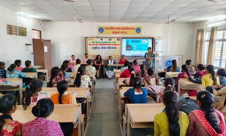 मिसाल प्रोजेक्टम का तीसरा चरण प्रारंभ, अब विद्यार्थियों को प्रशिक्षण देंगे प्राध्यापक मिसाल प्रोजेक्टम का तीसरा चरण प्रारंभ, अब विद्यार्थियों को प्रशिक्षण देंगे प्राध्यापक