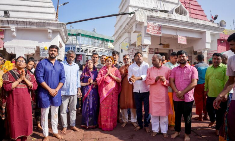 केन्द्रीय मंत्री अन्नपूर्णा देवी ने बाबा बैद्यनाथ धाम में की पूजा-अर्चना