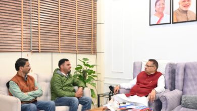 उत्तराखंड: उपनल कर्मचारियों के हितों के प्रति संवेदनशील सरकार-गणेश जोशी उत्तराखंड: उपनल कर्मचारियों के हितों के प्रति संवेदनशील सरकार-गणेश जोशी