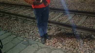 अलीगढ़ रेलवे ट्रैक पर सिलेंडर मिलने की घटना