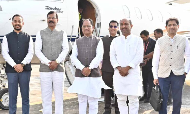 मुख्यमंत्री ने स्टेट हैंगर से विमान परिचालन सेवा का किया शुभारंभ