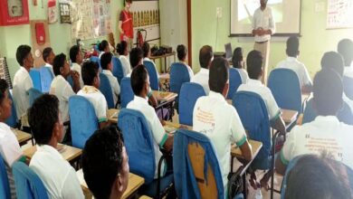 रायपुर : समर्पित माओवादी : वर्दी की जगह अब होटल की यूनिफॉर्म पहन कर करेंगे जिंदगी की नई शुरुआत