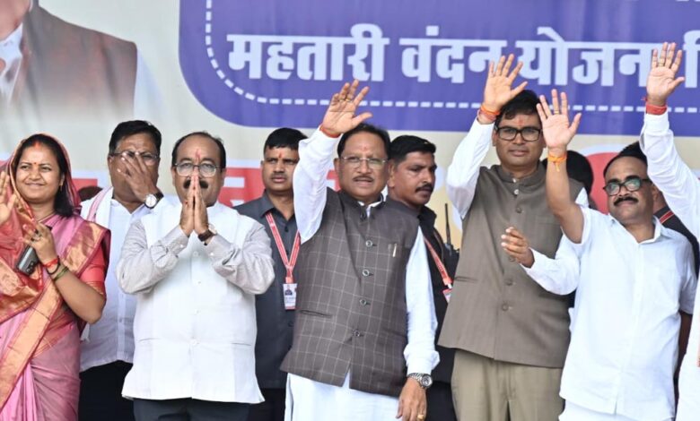 रायपुर : विशेष लेख : नई उड़ान, नया क्षितिज – छत्तीसगढ़ में महतारियों के सशक्तिकरण की कहानी