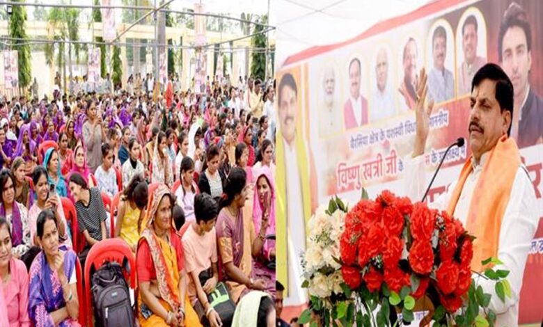 सेवा ही हमारा संकल्प, जनसुविधा बढ़ाने कोई कसर नहीं रखेंगे: मुख्यमंत्री डॉ. यादव सेवा ही हमारा संकल्प, जनसुविधा बढ़ाने कोई कसर नहीं रखेंगे: मुख्यमंत्री डॉ. यादव