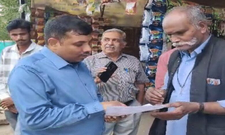 भोपाल में पहली बड़ी कार्रवाई: डोर-टू-डोर सर्वे में अनुपस्थित बीएलओ को कलेक्टर ने किया बर्खास्त