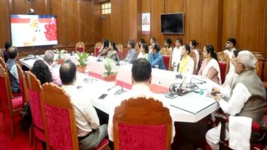 प्रधानमंत्री मोदी ने राष्ट्रीय गीत वंदे मातरम् के 150वें वर्ष के स्मरणोत्सव समारोह का किया शुभारम्भ प्रधानमंत्री मोदी ने राष्ट्रीय गीत वंदे मातरम् के 150वें वर्ष के स्मरणोत्सव समारोह का किया शुभारम्भ