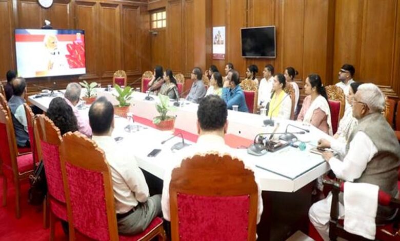 प्रधानमंत्री  मोदी ने राष्ट्रीय गीत वंदे मातरम् के 150वें वर्ष के स्मरणोत्सव समारोह का किया शुभारम्भ