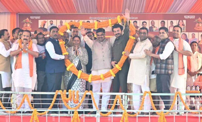 यादव समाज को आगे बढ़ाने शासकीय योजनाओं के प्रति रहे जागरूक, योजनाओं का उठाए लाभ : शिक्षा मंत्री गजेन्द्र यादव…. यादव समाज को आगे बढ़ाने शासकीय योजनाओं के प्रति रहे जागरूक, योजनाओं का उठाए लाभ : शिक्षा मंत्री गजेन्द्र यादव….