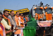 सरगुजा संभाग के 850 श्रद्धालु विशेष ट्रेन से अयोध्या धाम के लिए हुए रवाना: मुख्यमंत्री विष्णु देव साय और पर्यटन मंत्री के प्रति जताया श्रद्धालुओं ने आभार…