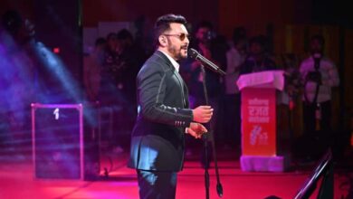 राज्योत्सव में बॉलीवुड के पार्श्व गायक आदित्य नारायण सहित छत्तीसगढ़ के कलाकारों ने बिखेरा रंग