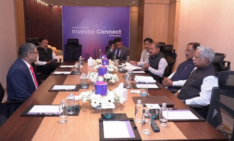 छत्तीसगढ़ और गुजरात मिलकर विकसित भारत के निर्माण में निभाएंगे अहम भूमिका – मुख्यमंत्री विष्णुदेव साय छत्तीसगढ़ और गुजरात मिलकर विकसित भारत के निर्माण में निभाएंगे अहम भूमिका – मुख्यमंत्री विष्णुदेव साय