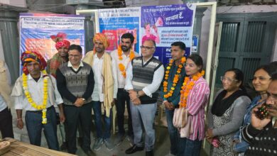 मतदाता सूची विशेष गहन पुनरीक्षण कार्य अंतर्गत उत्कृष्ट कार्य करने पर बीएलओ को  किया गया सम्मानित