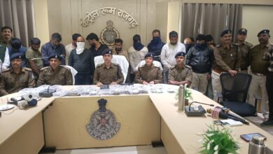 राजगढ़ पुलिस ने 26 लाख 72 हजार रुपए का मशरूका किया जप्त* *16 लाख 16 हजार नगद, i 20 कार कीमत 10 लाख, 28 मोबाइल कीमत 56 हजार