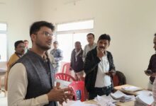 कलेक्टर ने तहसील कार्यालय सुहेला में एसआईआर कार्य क़ा किया निरीक्षण