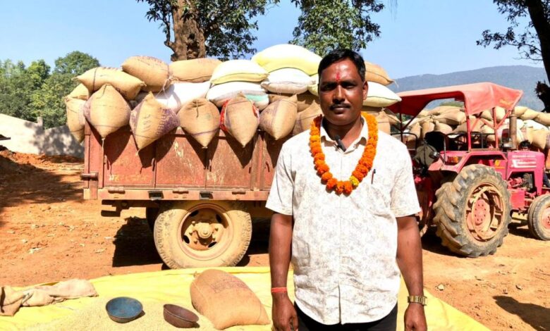 धान खरीदी केन्द्र में किसानों की सुविधा को सर्वाेच्च प्राथमिकता-संतोष यादव