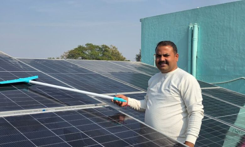 पीएम सूर्य घर-मुफ्त बिजली योजना से उपभोक्ता बने ऊर्जादाता पीएम सूर्य घर-मुफ्त बिजली योजना से उपभोक्ता बने ऊर्जादाता