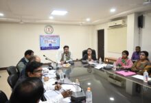 *शासन की सर्वोच्च प्राथमिकता वाली योजनाओं के क्रियान्वयन में लाएं प्रगति-कलेक्टर*  *कलेक्टर की अध्यक्षता में जिला स्तरीय परामर्शदात्री समिति की बैठक सम्पन्न