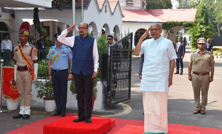 उप राष्ट्रपति को दिया गया गार्ड ऑफ ऑनर….