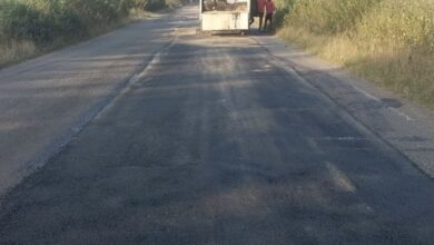 उप मुख्यमंत्री अरुण साव की घोषणा के अनुरूप कारीआम-बसंतपुर मार्ग और गौरेला-वेंकटनगर मार्ग में तेजी से चल रहा है बीटी पेच रिपेयर का कार्य उप मुख्यमंत्री अरुण साव की घोषणा के अनुरूप कारीआम-बसंतपुर मार्ग और गौरेला-वेंकटनगर मार्ग में तेजी से चल रहा है बीटी पेच रिपेयर का कार्य