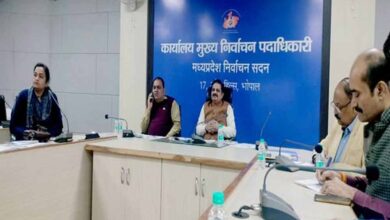 एसआईआर के कार्य को गंभीरता के साथ चुनावी मोड पर करें: आयोग निदेशक श्रीमती सक्सेना