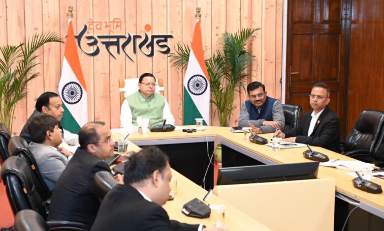 मुख्यमंत्री श्री पुष्कर सिंह धामी ने मुख्यमंत्री आवास में आयोजित उच्च स्तरीय बैठक के दौरान अधिकारियों को निर्देश दिए कि राज्य के दोनों मंडलों में एक एक स्प्रिचुअल इकोनॉमिक जोन की स्थापना के लिए विस्तृत कार्ययोजना (रोडमैप) शीघ्र तैयार की जाए।